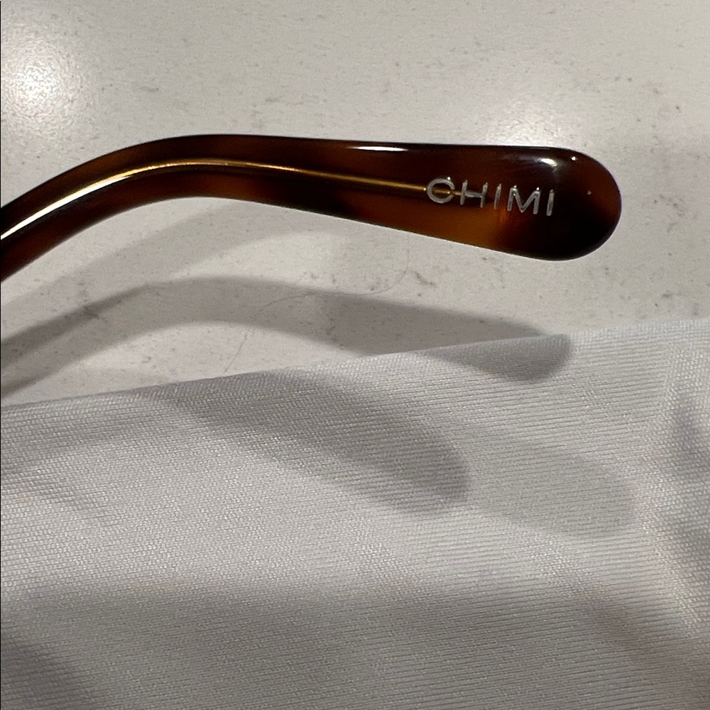New Chimi Tortoise Sunglasses - Picture 12 of 12